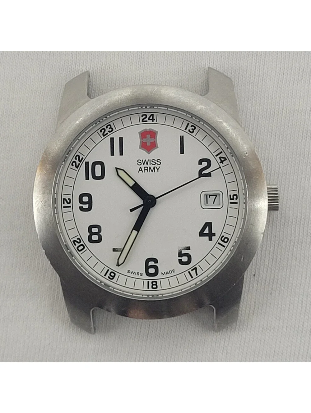 Victorinox Swiss Army Field Watch White Dial Swiss Made New Battery